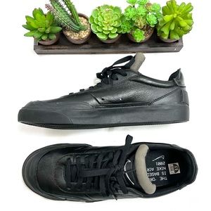 NWOB Men’s Nike Air Mowabb Drop Type PRM 2001 Black/Black Shoe Size 9.5